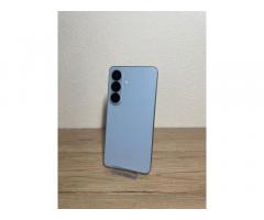 Samsung Galaxy S26 256GB/12GB – Baby Blue, odlično stanje