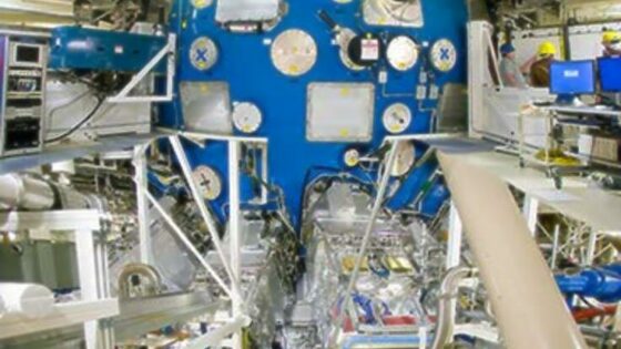Laser moči petavata bo pospešil raziskavo na področju jedrske energije.