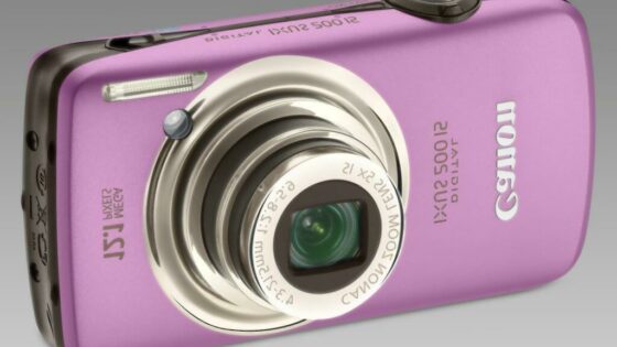 Canon predstavlja prvi Digital IXUS z na dotik občutljivim zaslonom in najtanjši širokokotni kompaktni fotoaparat doslej: Digital IXUS 200 IS.