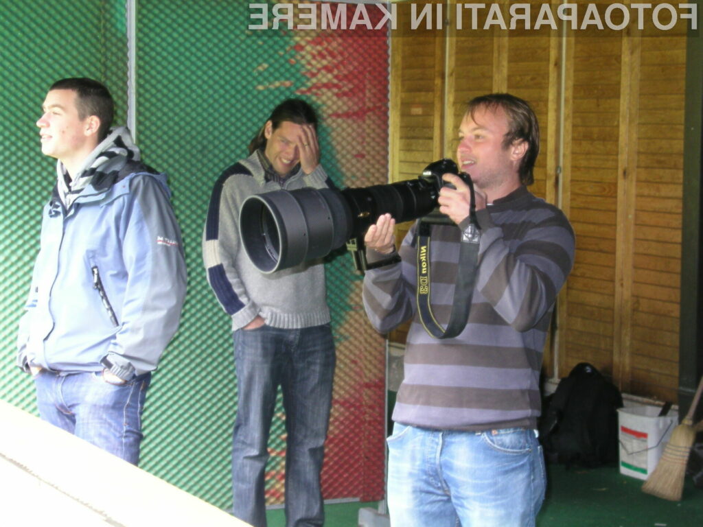 V hitrostnem streljanju z Nikon D3s, smo se pomerili tudi novinarji.