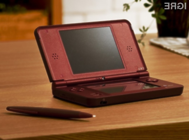 Prenovljena prenosna igralna konzola Nintendo DSi LL igričarjem zagotavlja izjemno igralno izkušnjo!