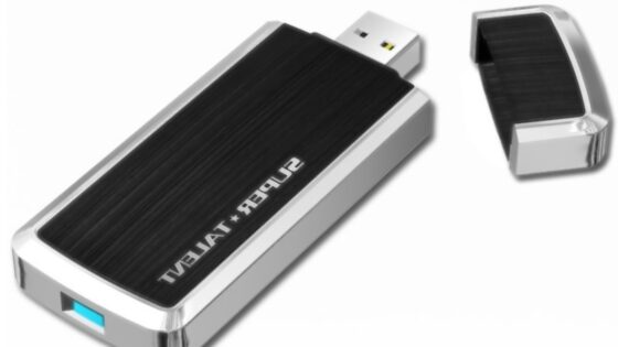Super Talent bo prvo podjetje, ki bo ponudilo v prodajo pomnilniški ključ z vmesnikom USB 3.0.