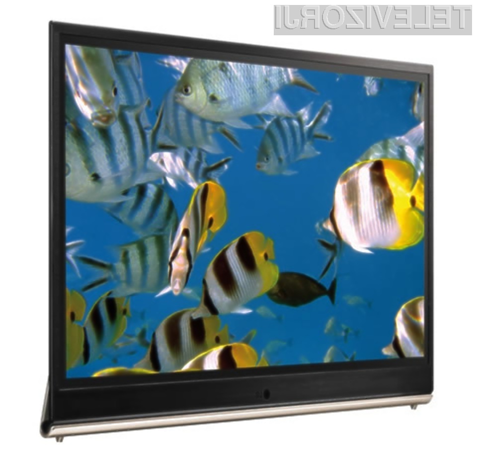 Televizor LG 15EL9500 zagotavlja izjemno kakovosti prikaz slik in filmskih posnetkov.