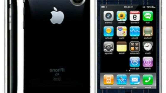Uporabniki mobilnega telefona Apple iPhone naj bi le dočakali večopravilnost.