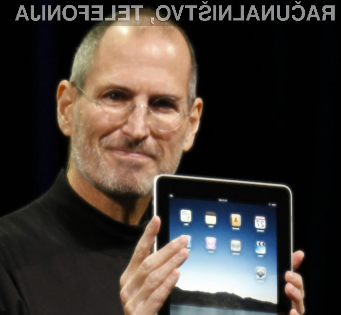 Steve Jobs je s prodajo iPada lahko zadovoljen.