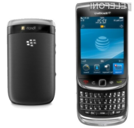 Pametni mobilni telefon BlackBerry Torch 9800 združuje uporabnost in mobilnost.