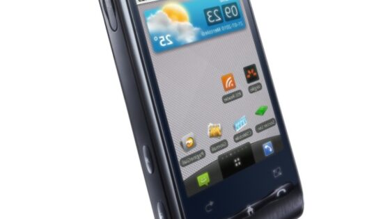 Podjetje LG je pripravilo cenovno zelo zanimiv pametni mobilni telefon z Androidom.