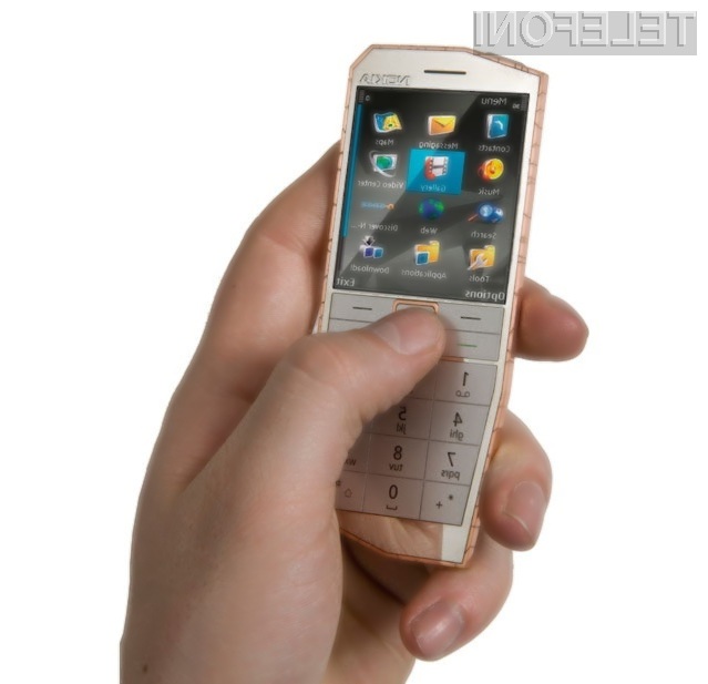 Pametni mobilni telefon Nokia E-CU se lahko polni celo ob tem, ko opravljamo telefonske pogovore.