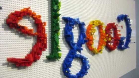 Google ima na svoji strani odprtih več kot 2.000 prostih delovnih mest.
