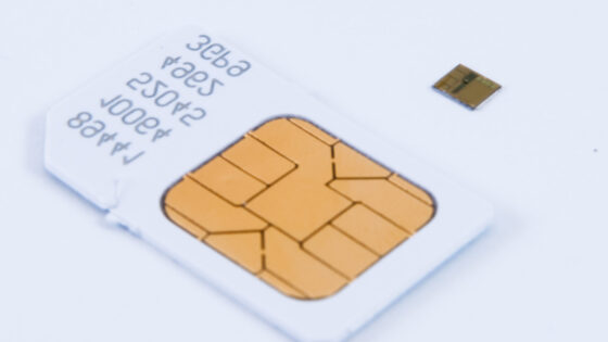 "SIM kartica" s štirimi klicnimi številkami