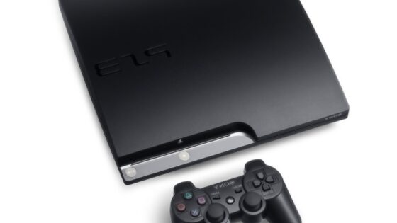 Igralna konzola Sony PlayStation 3 Slim se odlično prilega tridimenzionalnim igram.