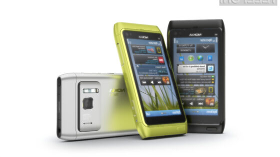 Bo Nokia N8 dohitela po prodaji Samsung Galaxy S, ki si ga lasti že blizu 10 milijonov ljudi?