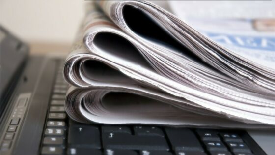 Ocenjuje se, da je promet oglaševanja v tiskanih medijih v ZDA, padel za 8% in sicer na 22,8 milijarde dolarjev.