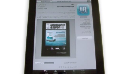 Aplikacija Računalniške novice je odslej na voljo tudi za iPad tablice - najdete jo v Apple Store-u.
