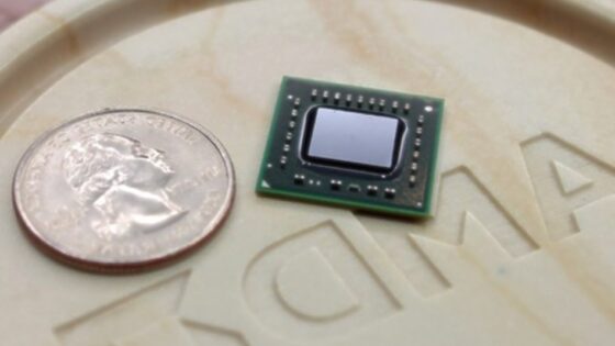 Bo podjetje AMD uspelo prehiteti konkurenčni Intel na področju procesorjev z vgrajeno grafiko?