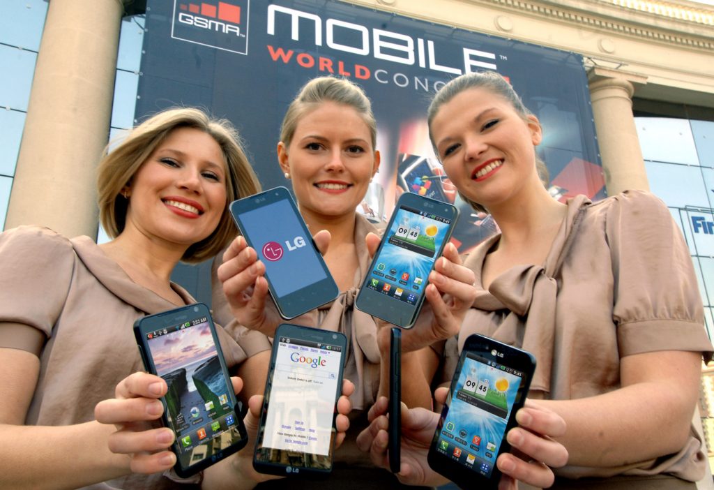 LG Mobile s 3D pametnimi telefoni in tabličnim računalnikom
