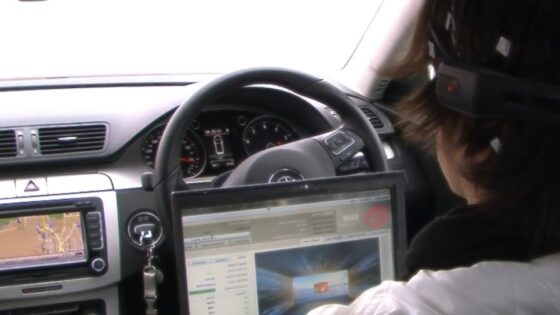 Visokotehnološki VW Passat je prvi avtomobil na svetu, ki ga lahko upravljamo z mislimi.