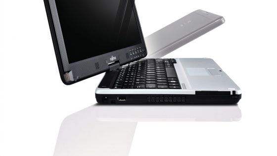 Fujitsujev novi Lifebook T730, ki je prijazen do okolja