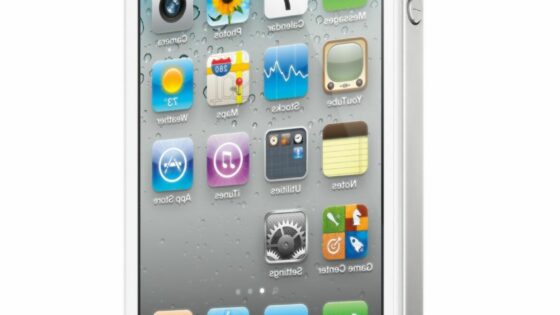 Si.mobil bo iPhone ponudil v petek, 10. junija.