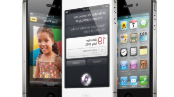 Vas je mobilnik Apple iPhone 4S prepričal?