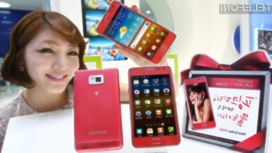 Samsung Galaxy SII bo kmalu na voljo še v roza barvi.