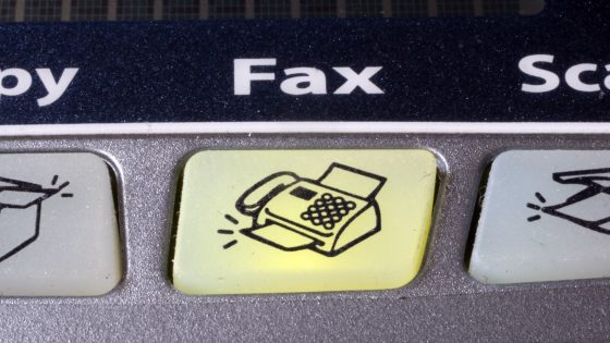Fax: brez filtrov neželene pošte, verodostojno potrdilo o dostavi in časovni žig na poslanem dokumentu