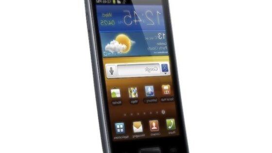 Mobilni telefon Samsung Galaxy S Advance naj bi ponujal veliko za relativno nizko ceno.
