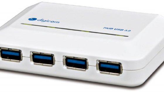 Super Speed USB 3.0 HUB s Full duplex tehnologijo za  prenosa podatkov do 5Gbp/s