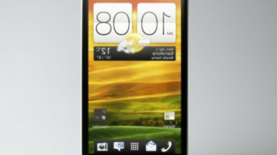 Težko pričakovani HTC One X se lahko pohvali s 4,7-palčnim (11,9-centimetrskim) zaslonom.