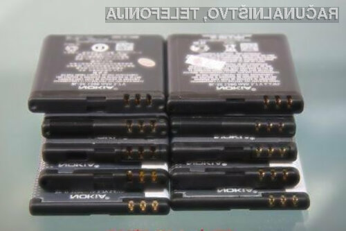 Za izdelavo ponarejene baterije kitajski obrtniki potrebujejo zgolj pet minut.