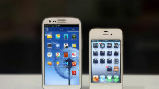 Se bosta Apple in Samsung s patentnimi vojnami na koncu pokončala kar sama?