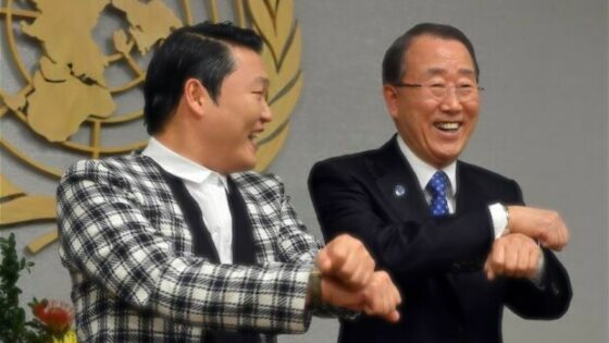 Videospot Gangnam style je obnorel svet!
