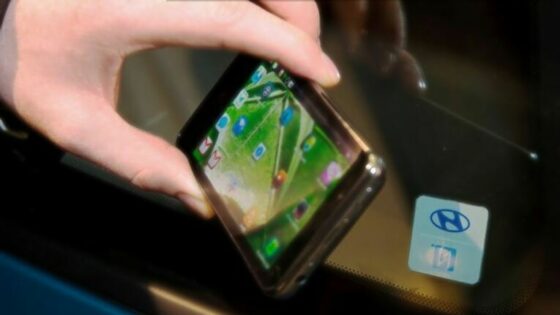 Avtomobili in pametni mobilni telefoni bodo kmalu postali neločljivi!