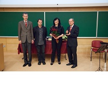 Marinka Žitnik je prejela univerzitetno Prešernovo nagrado