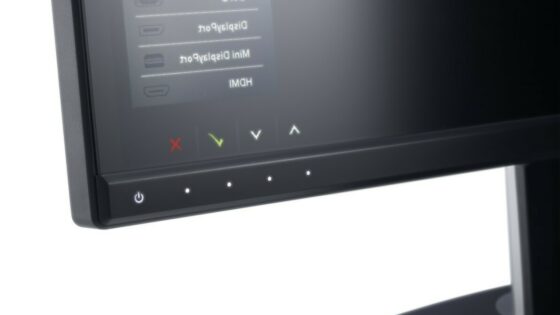 Dell je predstavil inovativni monitor, ki ponuja možnost panoramskega ogleda.