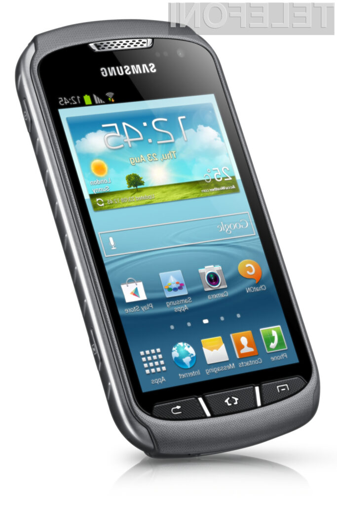 Mobilnik Samsung Galaxy Xcover 2 se lahko brez težav spopada s prahom, vodo in padci!