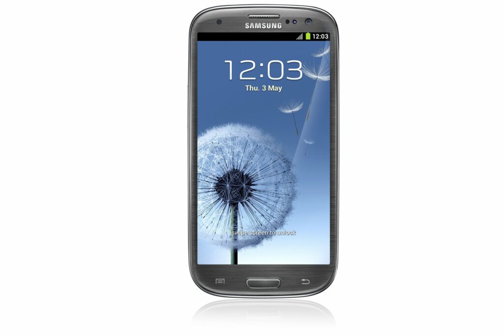 Samsung verjame, da se bo Galaxy S IV prodajal še bolje kot njegov predhodnik Galaxy S III (na sliki).