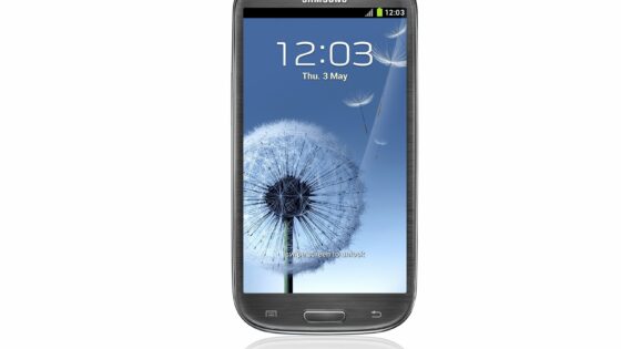 Samsung verjame, da se bo Galaxy S IV prodajal še bolje kot njegov predhodnik Galaxy S III (na sliki).