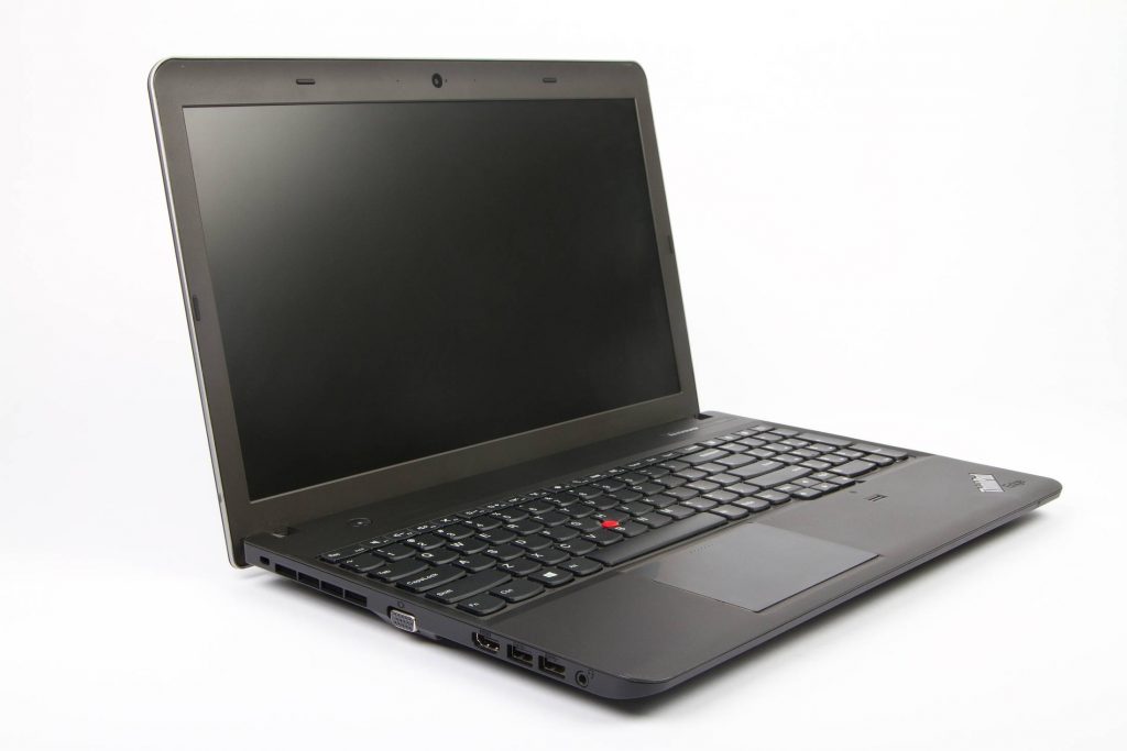 Prenosniki Lenovo ThinkPad Edge prinašajo tehnologijo OneLink