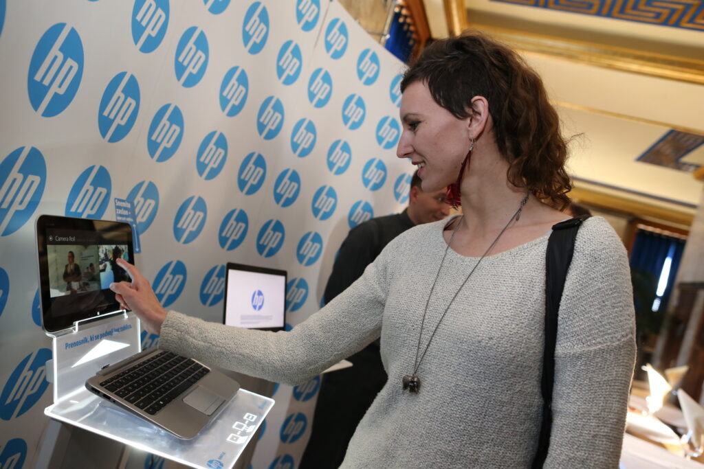 HP je danes v ljubljanskem Nebotičniku predstavil naprave, ki zares sodijo v sam vrh.