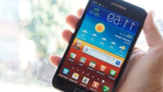 Operacijski sistem Android 4.1.2 Jelly Bean se odlično prilega mobilniku Galaxy Note GT-N7000.