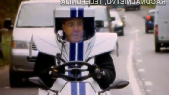 Britanski televizijski voditelj Jeremy Clarkson za volanom najmanjšega avtomobila na modrem planetu.