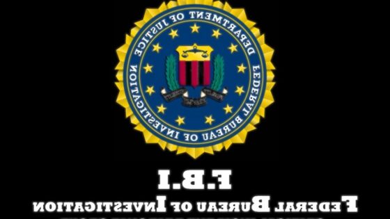 Za vprašati se je, ali FBI nima pametnejšega dela, kot da lovi hekerje, ki nadleguje slavne osebe?
