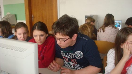 Slovenski osnovnošolci tudi letos nabirajo ekoznanje in tekmujejo za naziv največjih ekofac