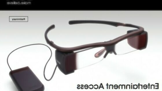 Sony bo za razliko od Google, uporabnikom v očalih ponudil kar dva integrirana zaslona.