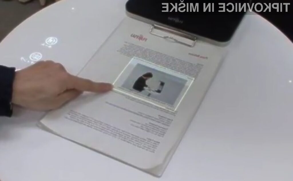 Z napravo podjetja Fujitsu klasičen papir postane uporaben tako, kot na dotik občutljiv zaslon.