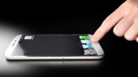 Bralnik prstnih odtisov bi zagotovo precej poenostavil uporabo pametnega mobilnega telefona iPhone.