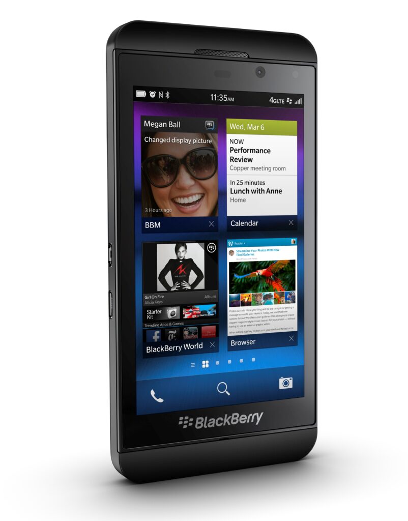 Do konca letošnjega leta bo dostavljenih 14 milijonov mobilnikov z operacijskim sistemom BlackBerry 10.