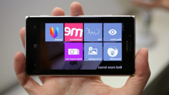 Pametni mobilni telefon Nokia Lumia 925 bo pri nas naprodaj že v prvi polovici poletja!