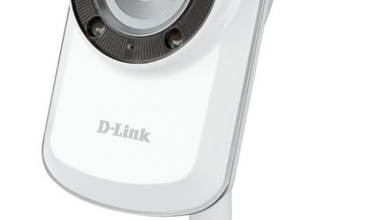 D-Link dnevno-nočna kamera poleg številnih varnostnih funkcij tudi razširi vaše brezžično omrežje.